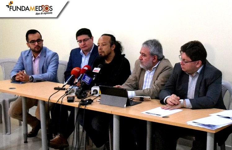 Plataforma por la Defensa de la Democracia y los DDHH  presentó su propuesta para la Consulta Popular