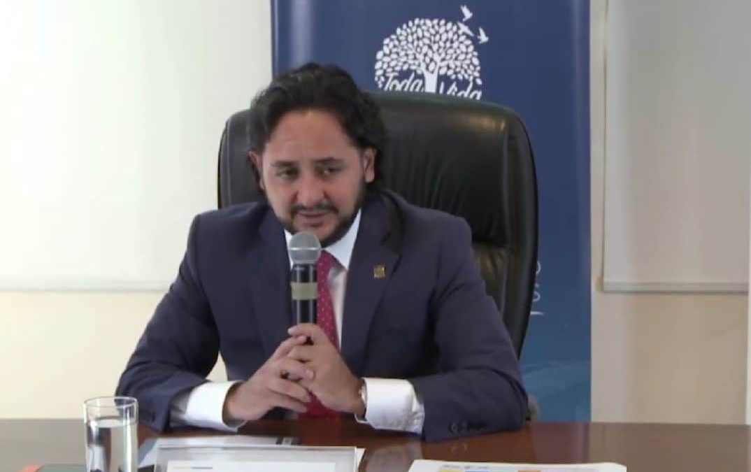 Mintel y Arcotel aseguran que actuarán después de que adjudiquen las frecuencias, en el caso de encontrar irregularidades