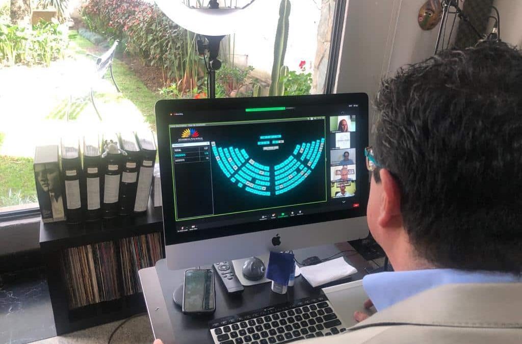 Fundamedios presenta sus aportes al proyecto de Ley de Datos Personales ante el Pleno de la Asamblea Nacional