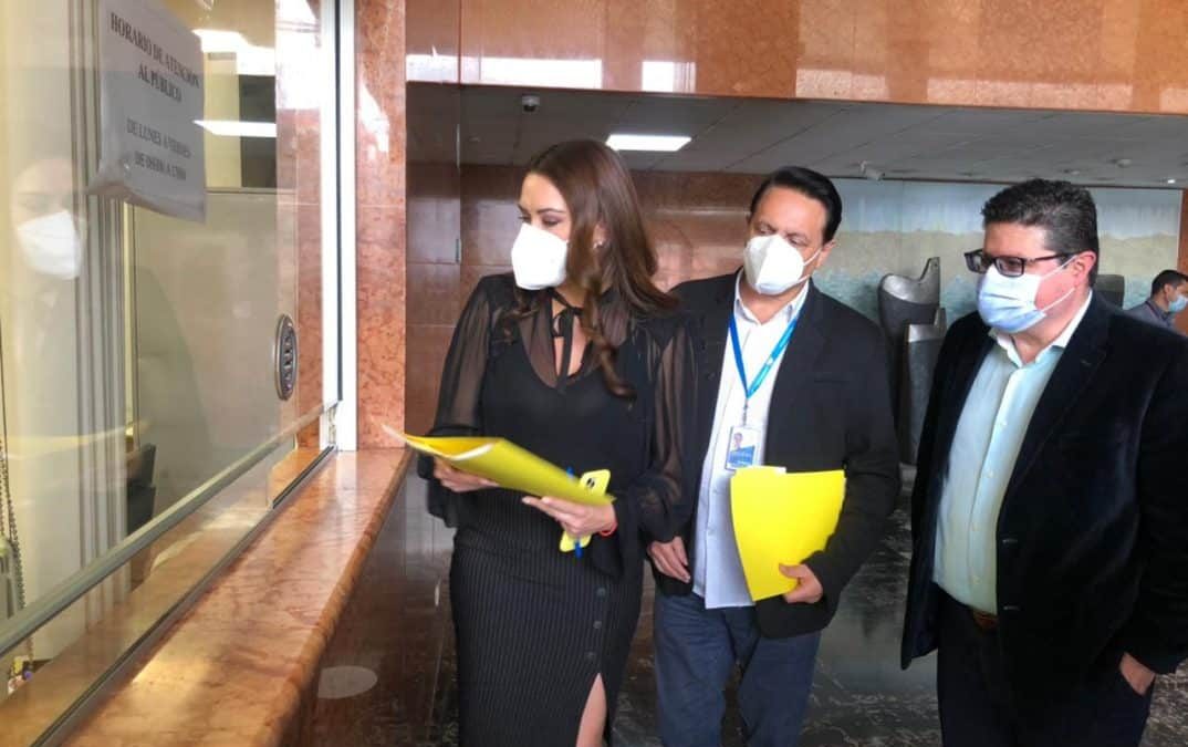 Fundamedios y los asambleístas Marjorie Chávez y Fernando Villavicencio presentaron un nuevo proyecto de Ley de Libertad de Expresión