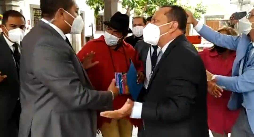 d999f197-b9d9-43ab-8da6-d4a876fc8b2f