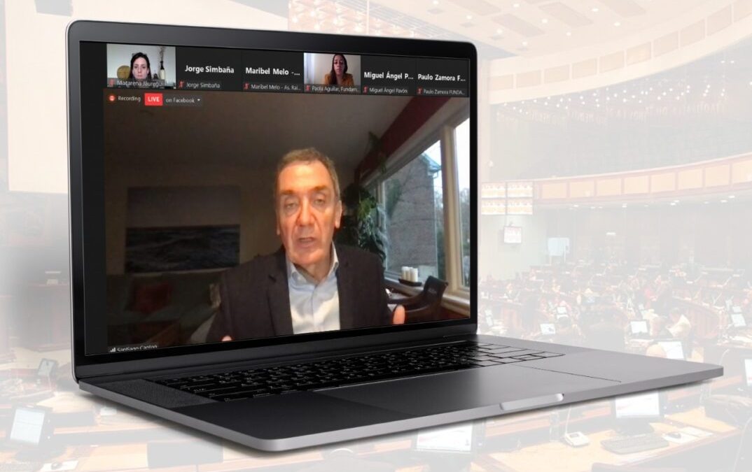 Legisladores reciben un taller dictado por el primer Relator de Libertad de Expresión, Santiago Cantón