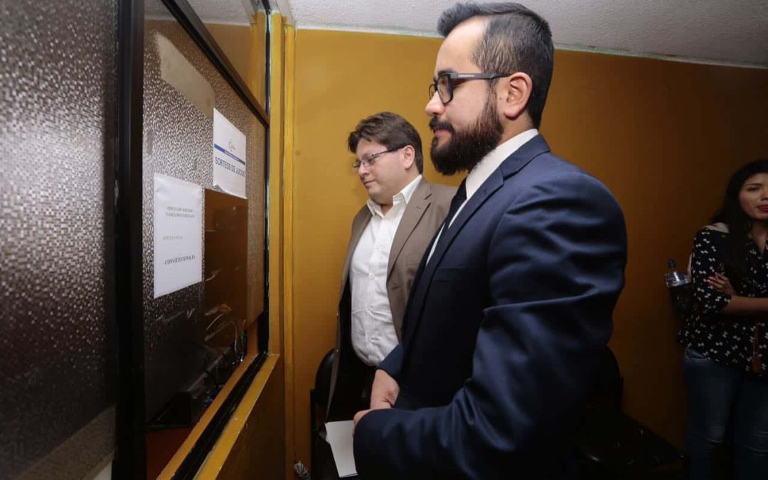 Fundamedios presenta acción de protección por el concurso de frecuencias