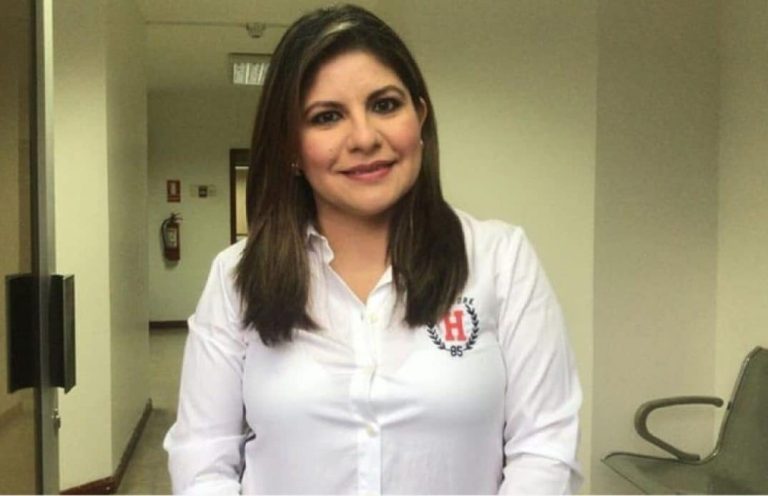 Vocal del Cpccs fue sentenciada a seis meses de cárcel por calumnia