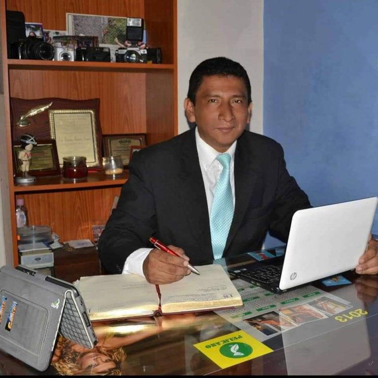 Periodista de Santa Elena murió con COVID-19