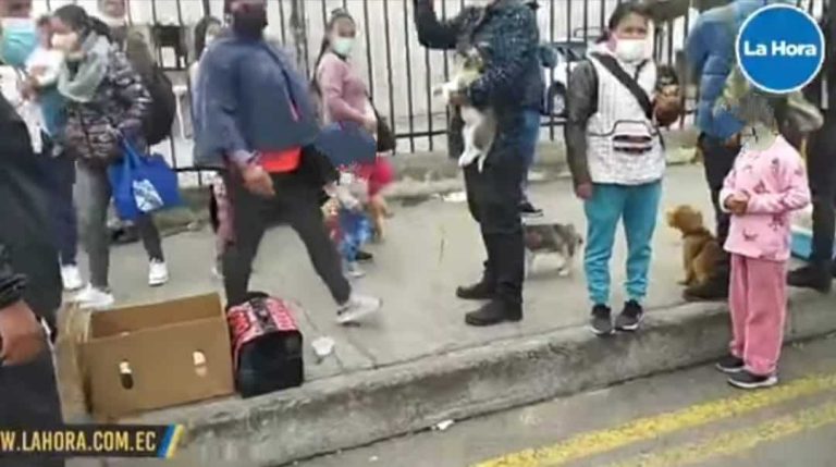 Equipo periodístico de La Hora fue agredido en Ambato 