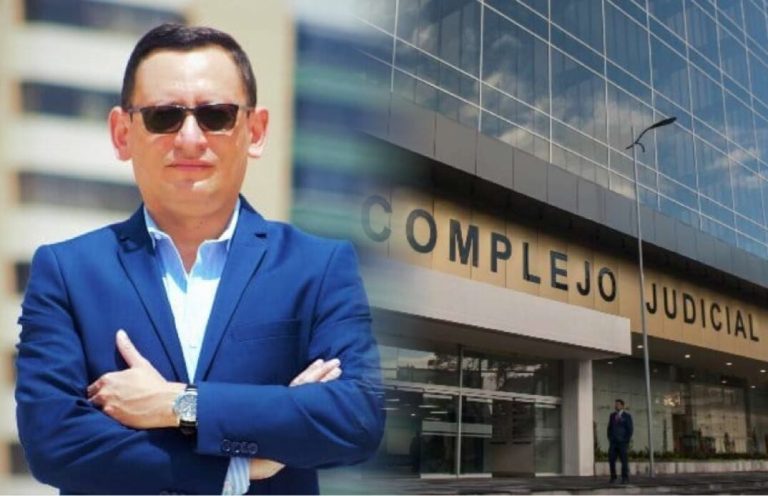 Policías y funcionarios judiciales impiden cobertura de Plan V