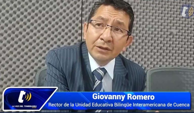 La entrevista realizada por La Voz de Tomebamba fue interrumpida en media transmisión