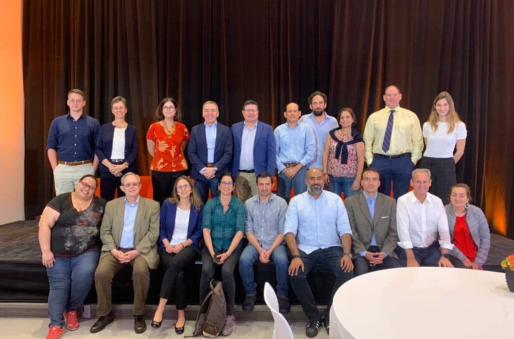 El quinto foro ‘Medios y Democracia en las Américas’ cerró con el compromiso de buscar caminos para fortalecer el periodismo￼