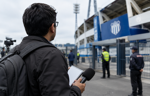 Periodista Pablo Carrillo